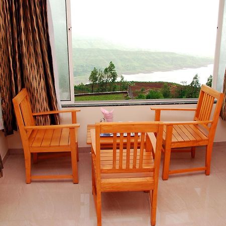 Villa Tranquil Treasure à Panchgani Extérieur photo
